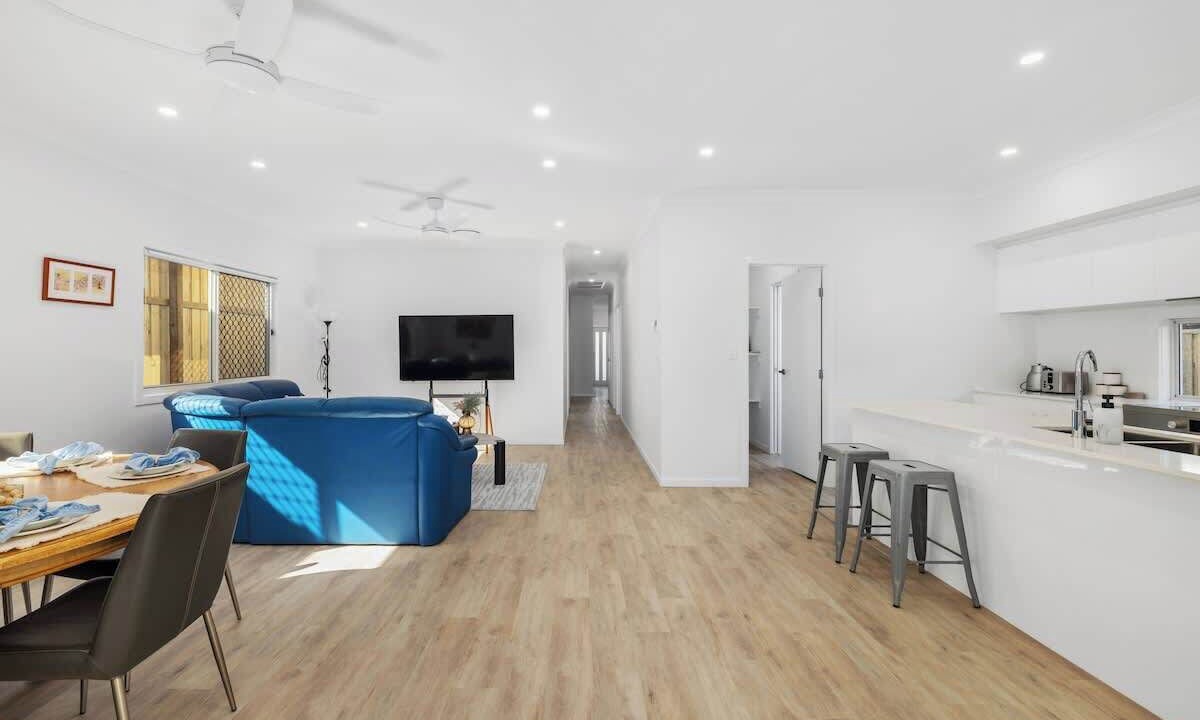 Photo of Livingroom in Flinders View