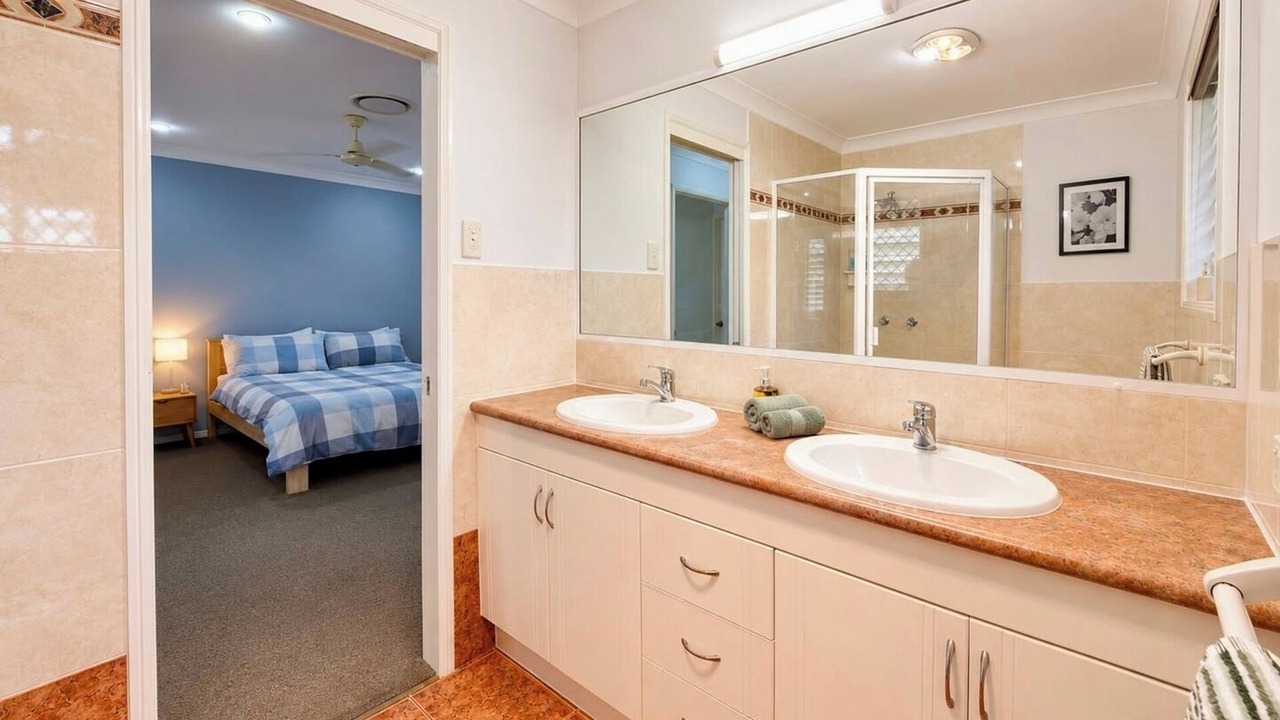 Photo of Bathroom in Kuraby