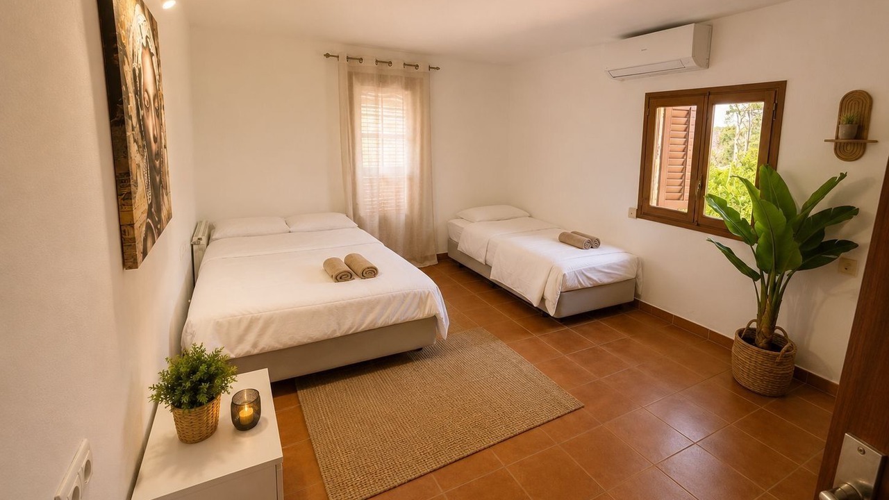 Photo of Bedroom in Ibiza Town