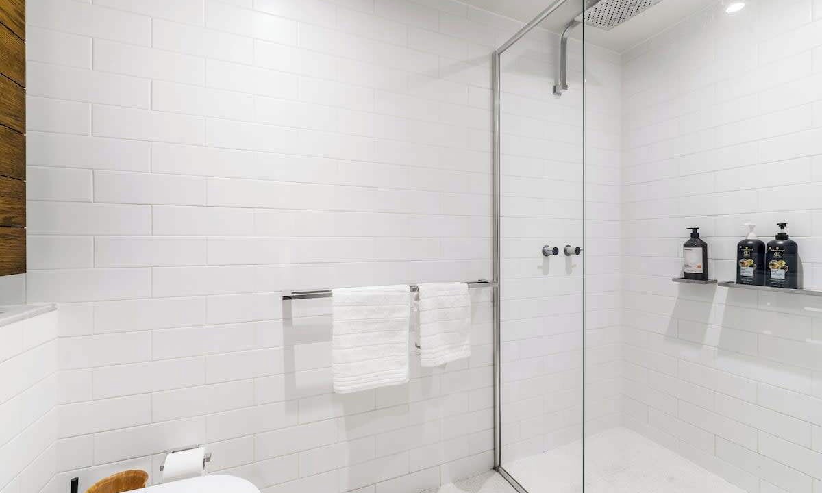 Photo of Bathroom in Crows Nest
