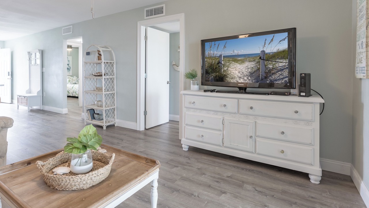 Photo of Livingroom in Orange Beach East