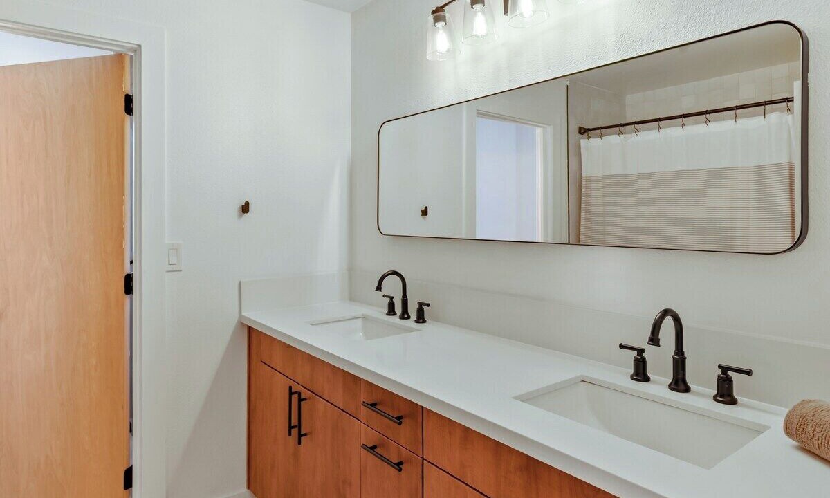 Photo of Bathroom in Panorama Heights