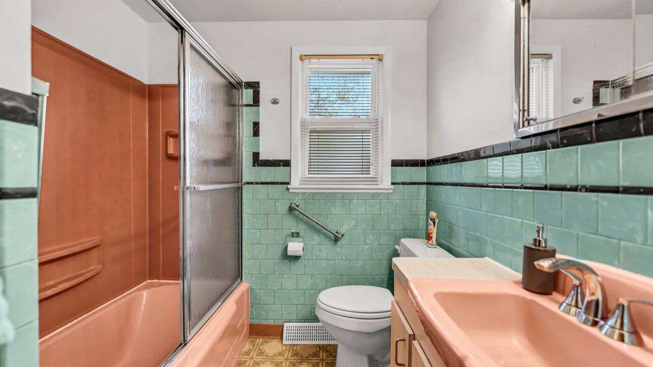 Photo of Bathroom in Cheektowaga