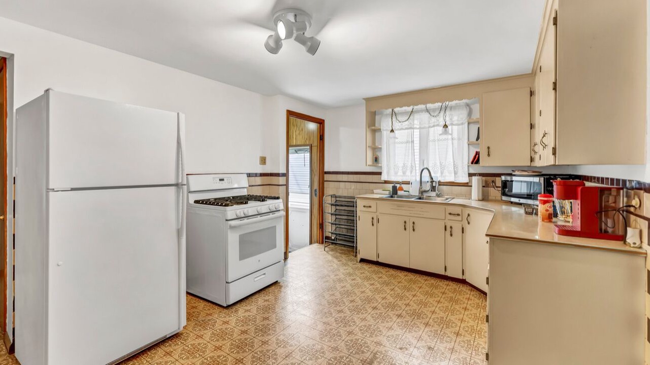 Photo of Kitchen in Cheektowaga