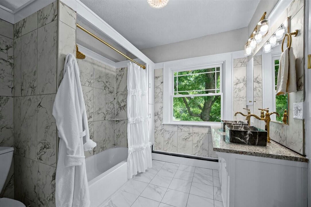 Photo of Bathroom in West Des Moines