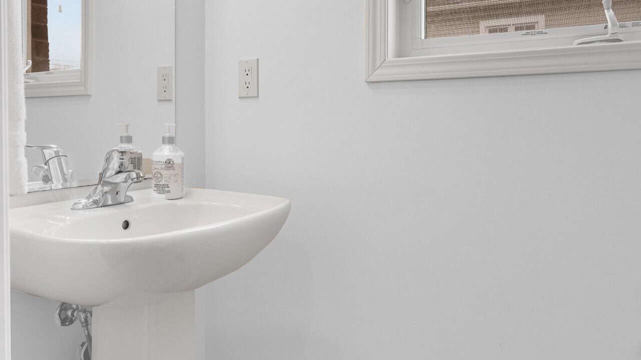 Photo of Bathroom in Doon South