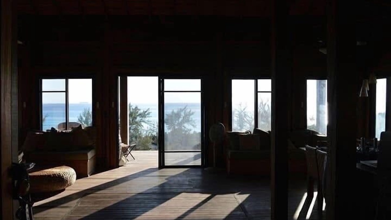 Photo of Livingroom in Cat Island