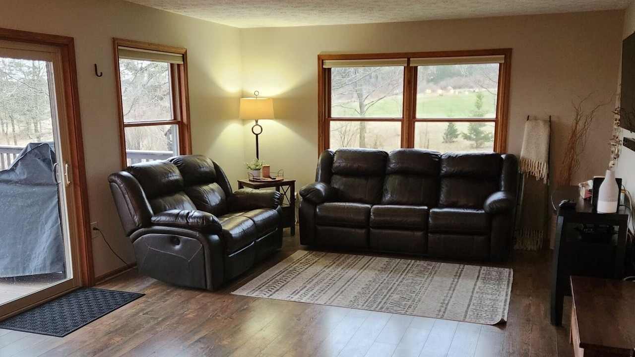Photo of Livingroom in Conesus
