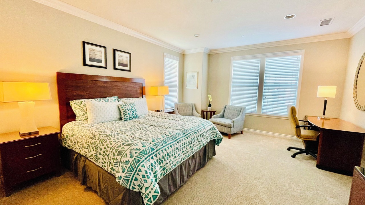 Photo of Bedroom in East Side Costa Mesa
