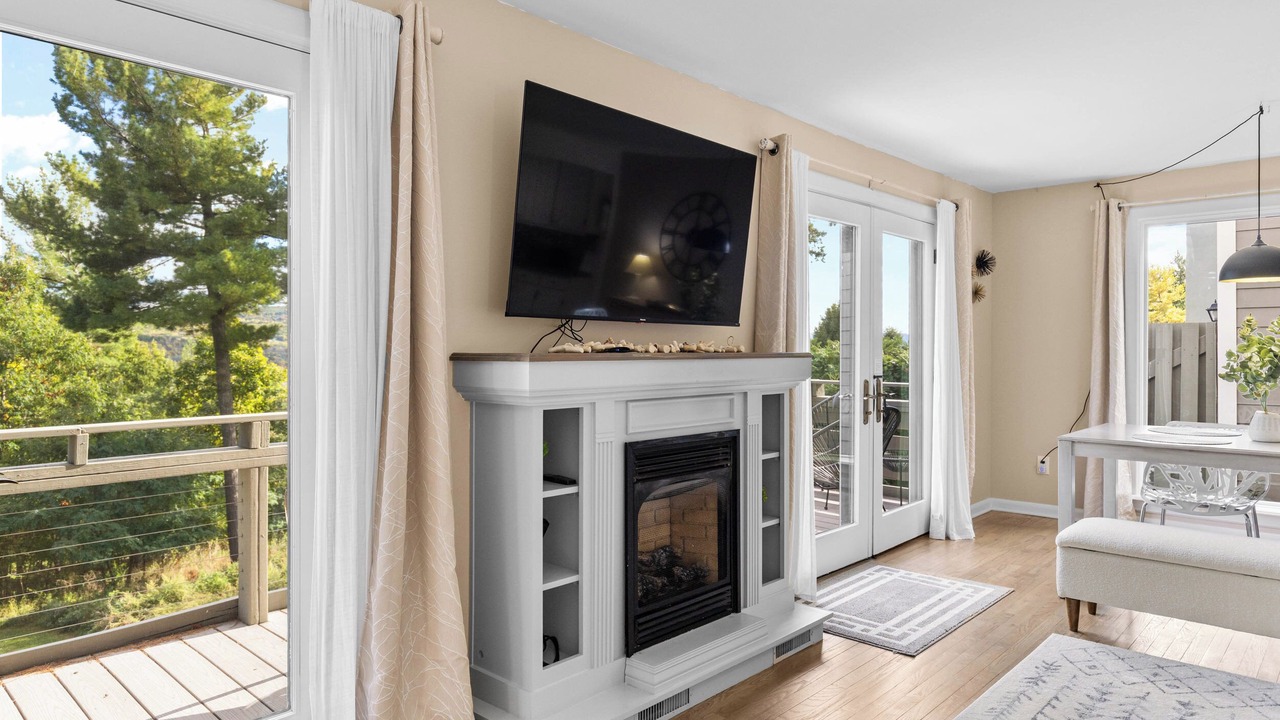 Photo of Livingroom in Canandaigua
