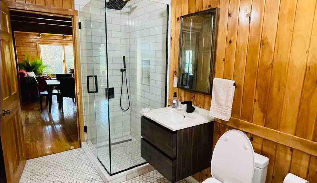 Photo of Bathroom in Sparrow Bush
