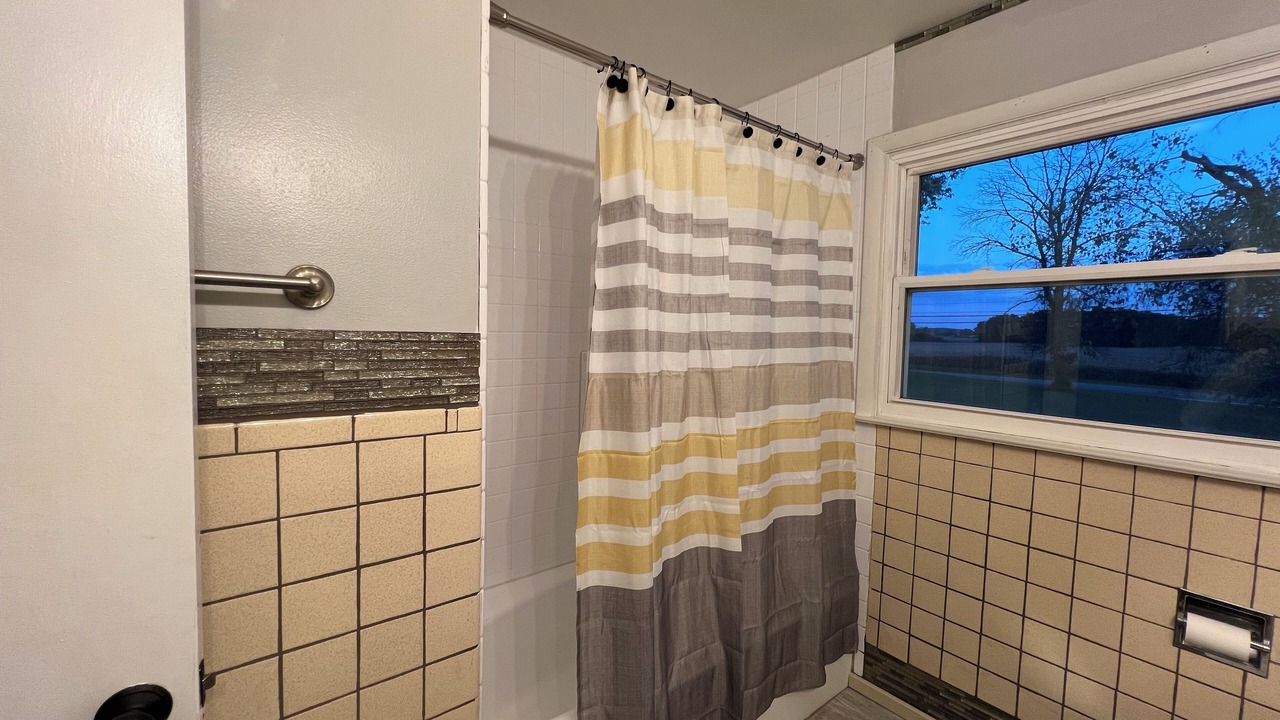 Photo of Bathroom in Town of Aurelius
