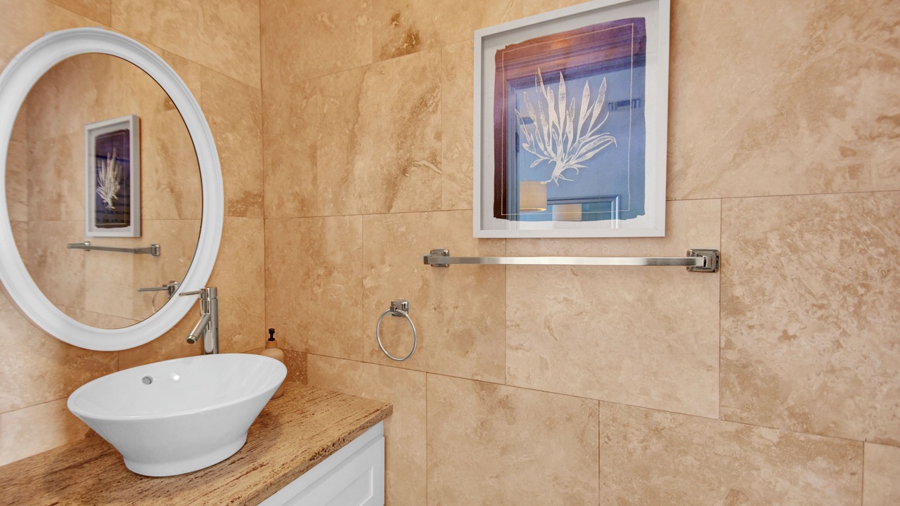 Photo of Bathroom in Palm Cay