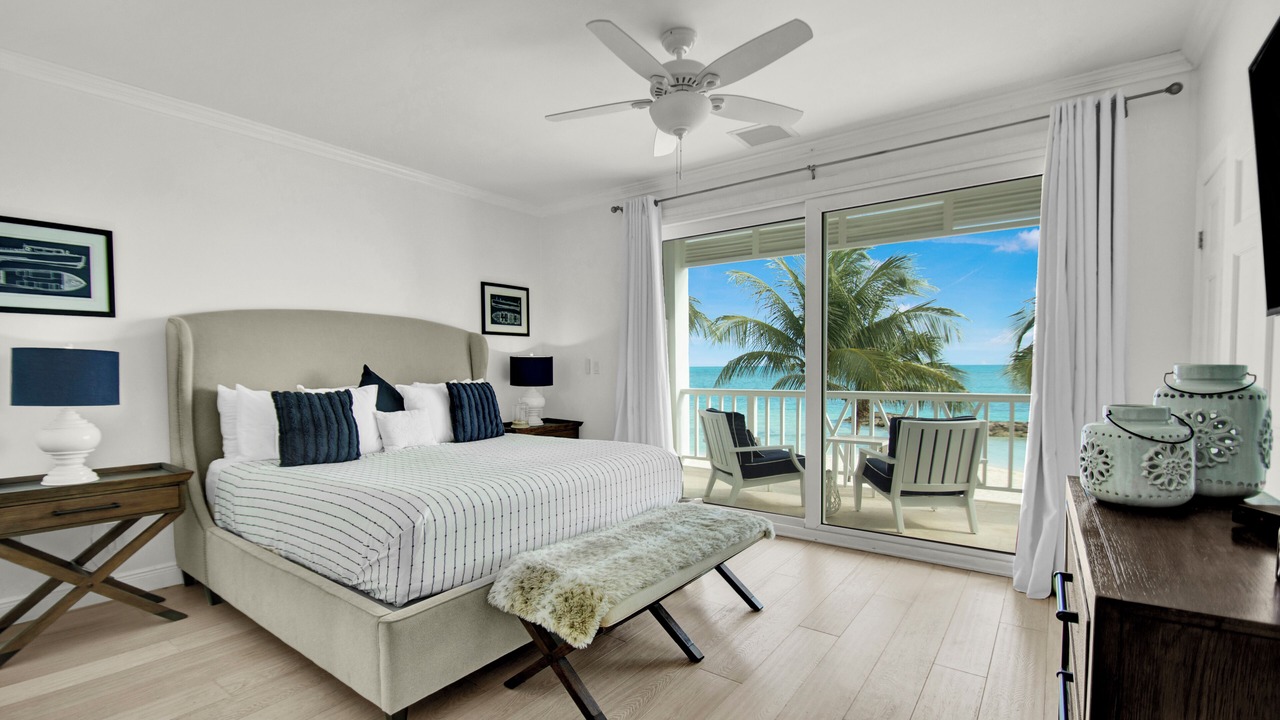Photo of Bedroom in Palm Cay