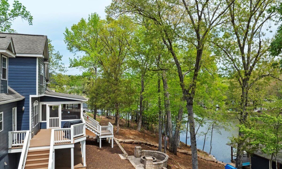 Photo of Outdoor in Wise