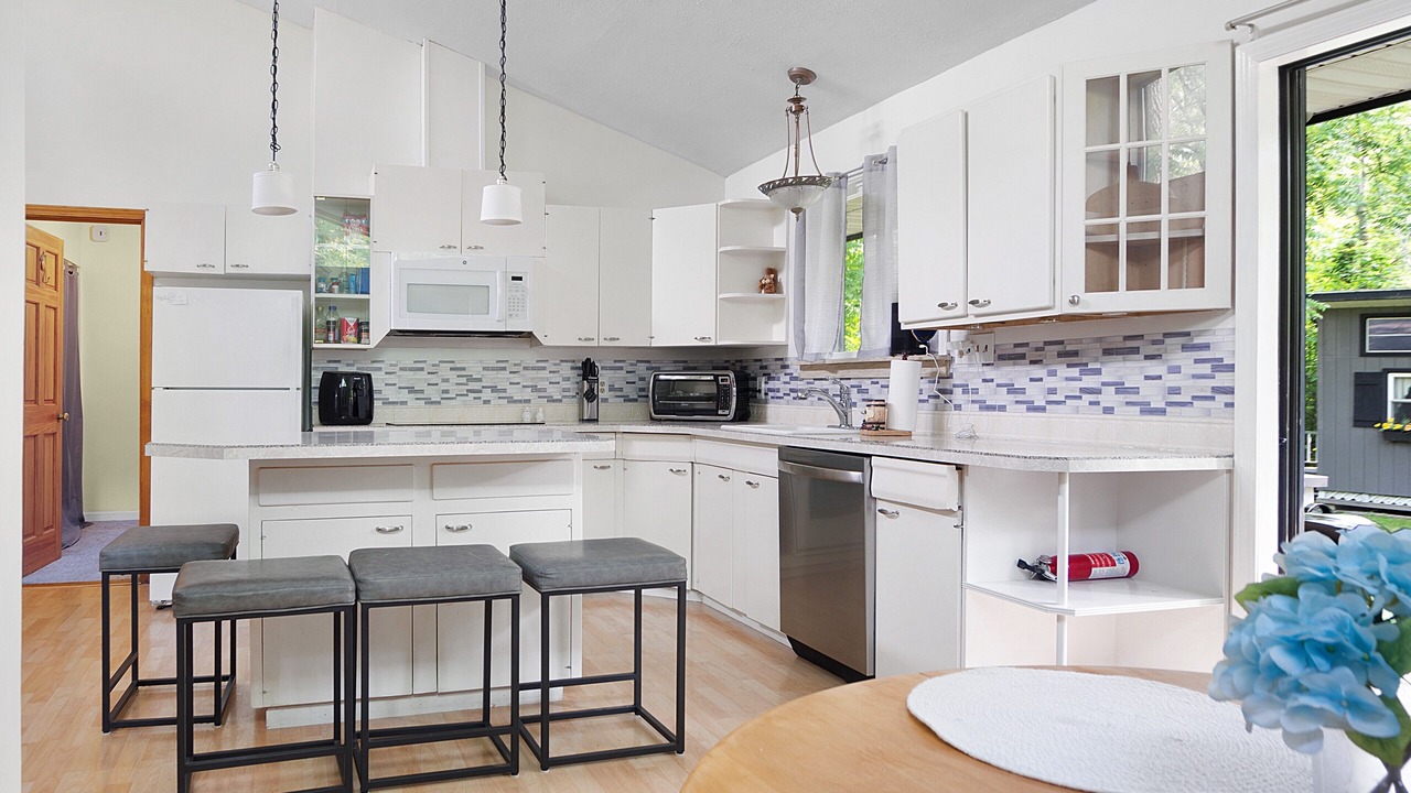 Photo of Kitchen in Teall Beach