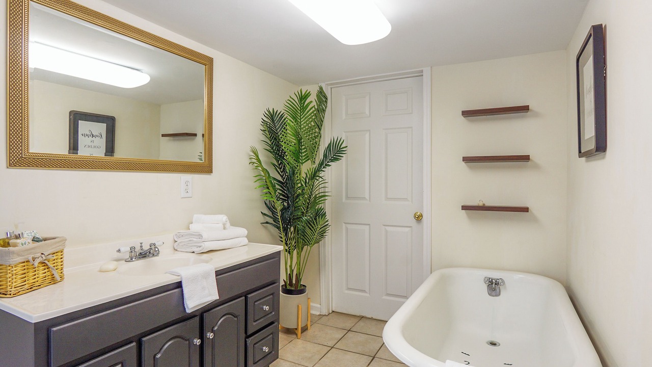 Photo of Bathroom in Columbiana