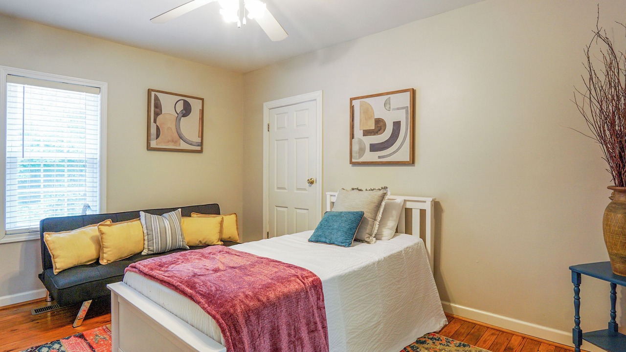 Photo of Bedroom in Columbiana