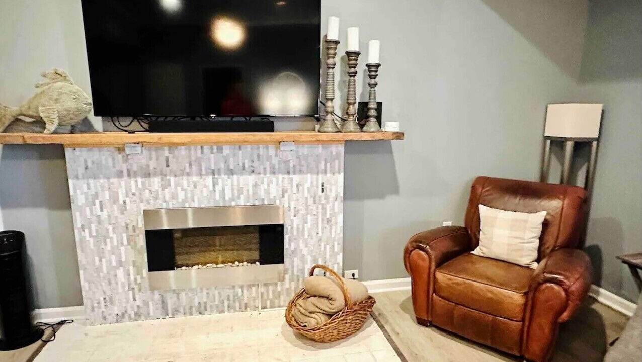 Photo of Livingroom in Deatsville