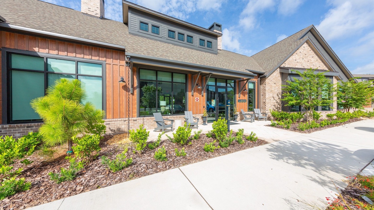 Photo of Outdoor in Deerwood
