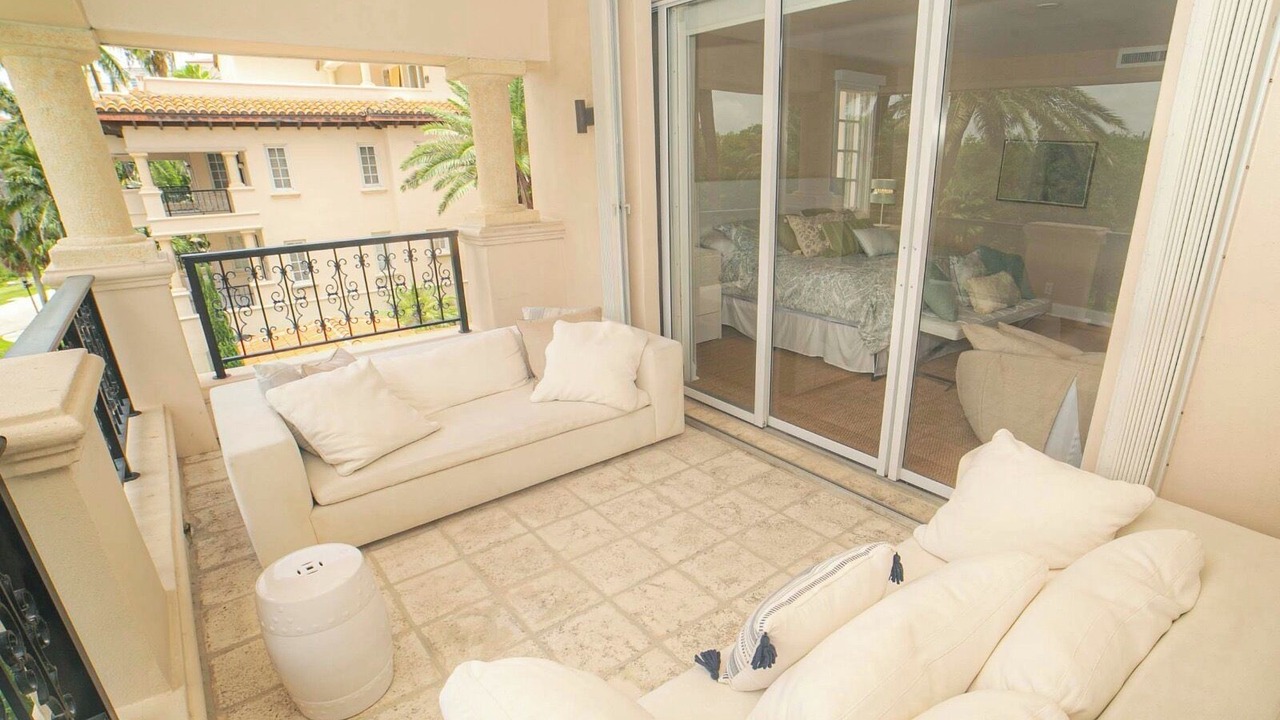 Photo of Livingroom in Miami Beach
