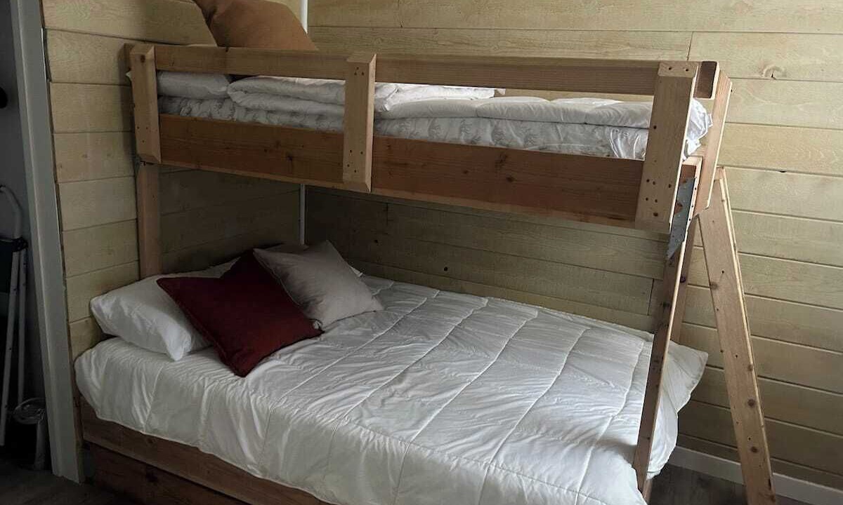 Photo of Bedroom in Harbor