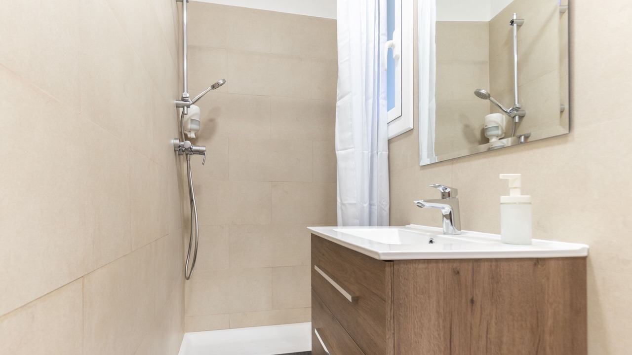 Photo of Bathroom in El Guinardo
