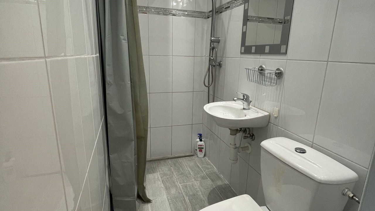 Photo of Bathroom in Bekasmegyer