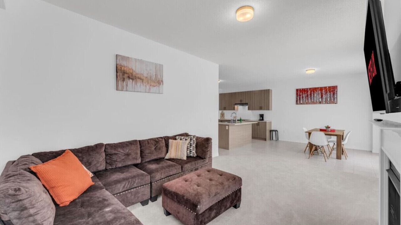 Photo of Livingroom in Centre Wellington