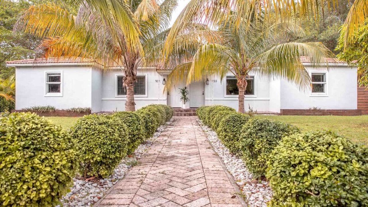 Photo of Outdoor in Biscayne Park
