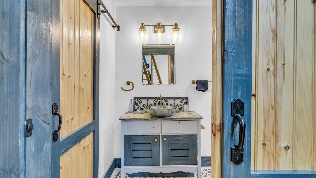 Photo of Bathroom in Starkville