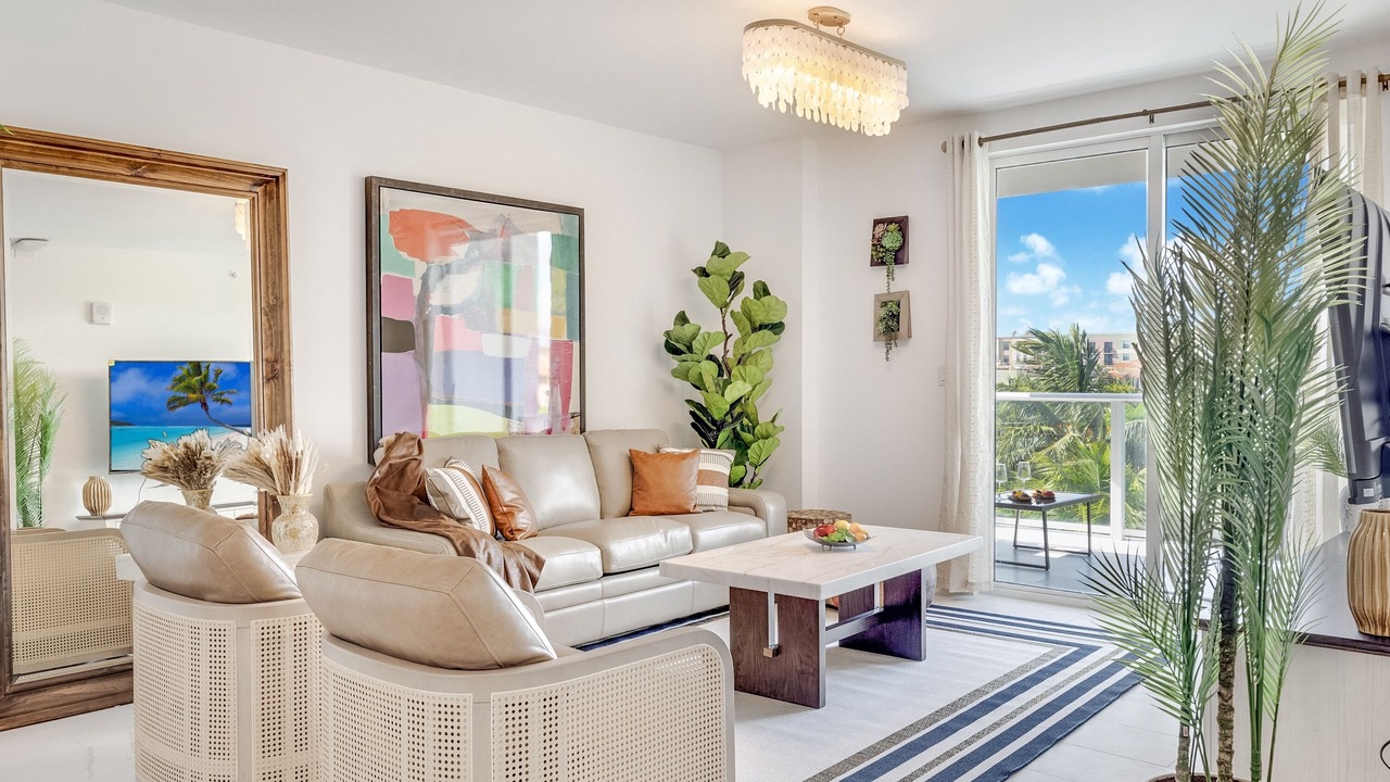 Photo of Livingroom in Downtown Hollywood