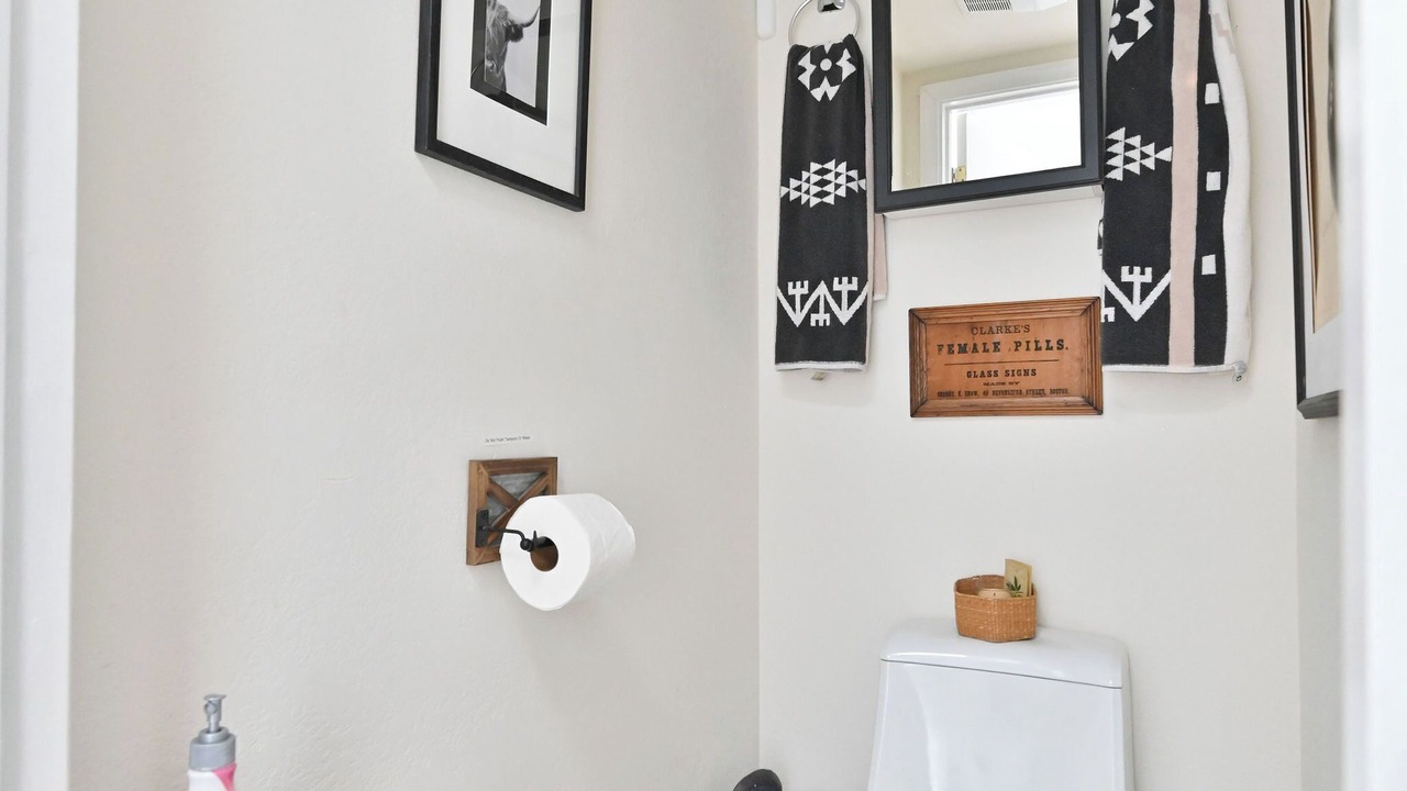 Photo of Bathroom in Hathaway Pines