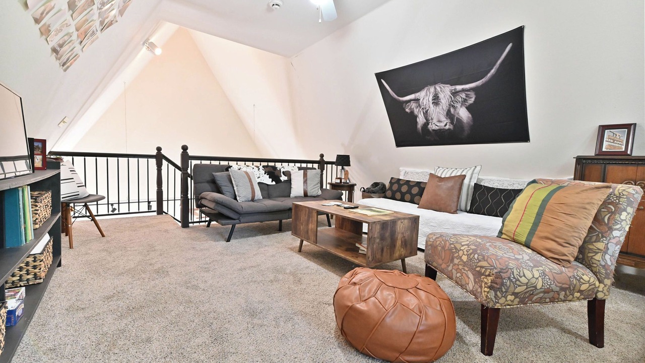 Photo of Livingroom in Hathaway Pines