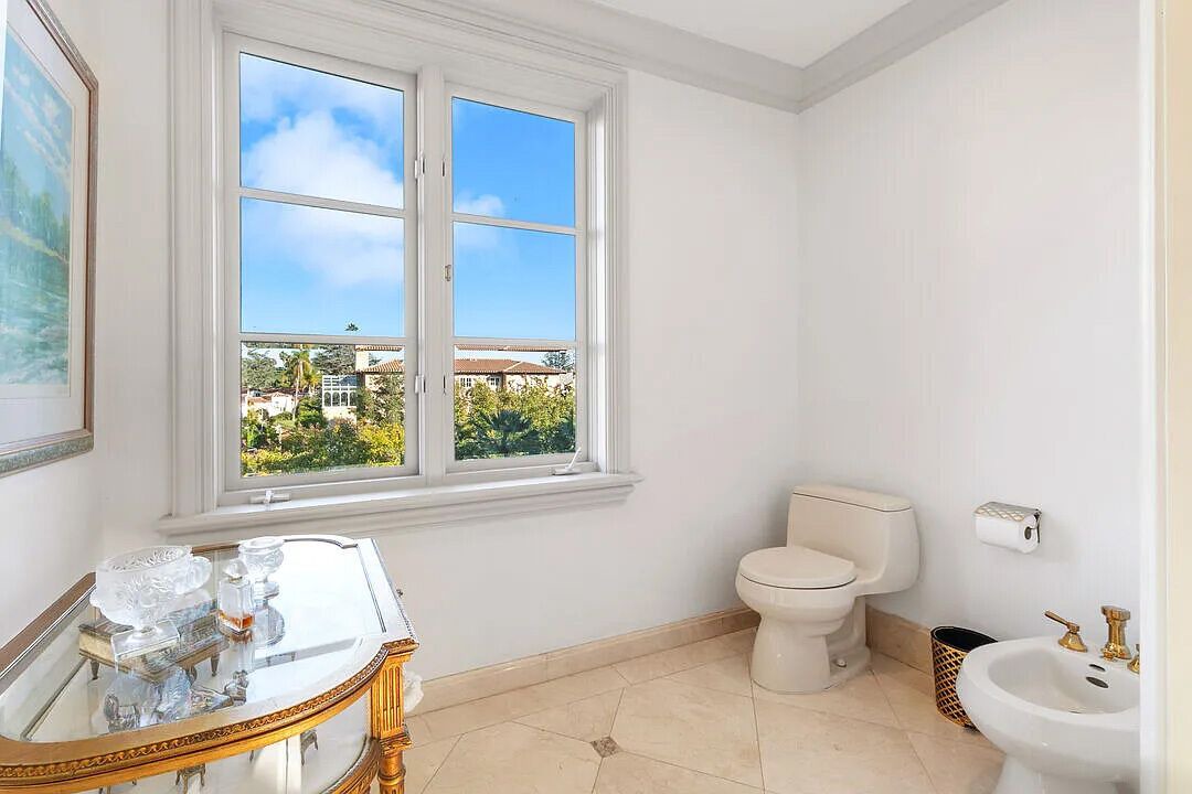Photo of Bathroom in The Flats