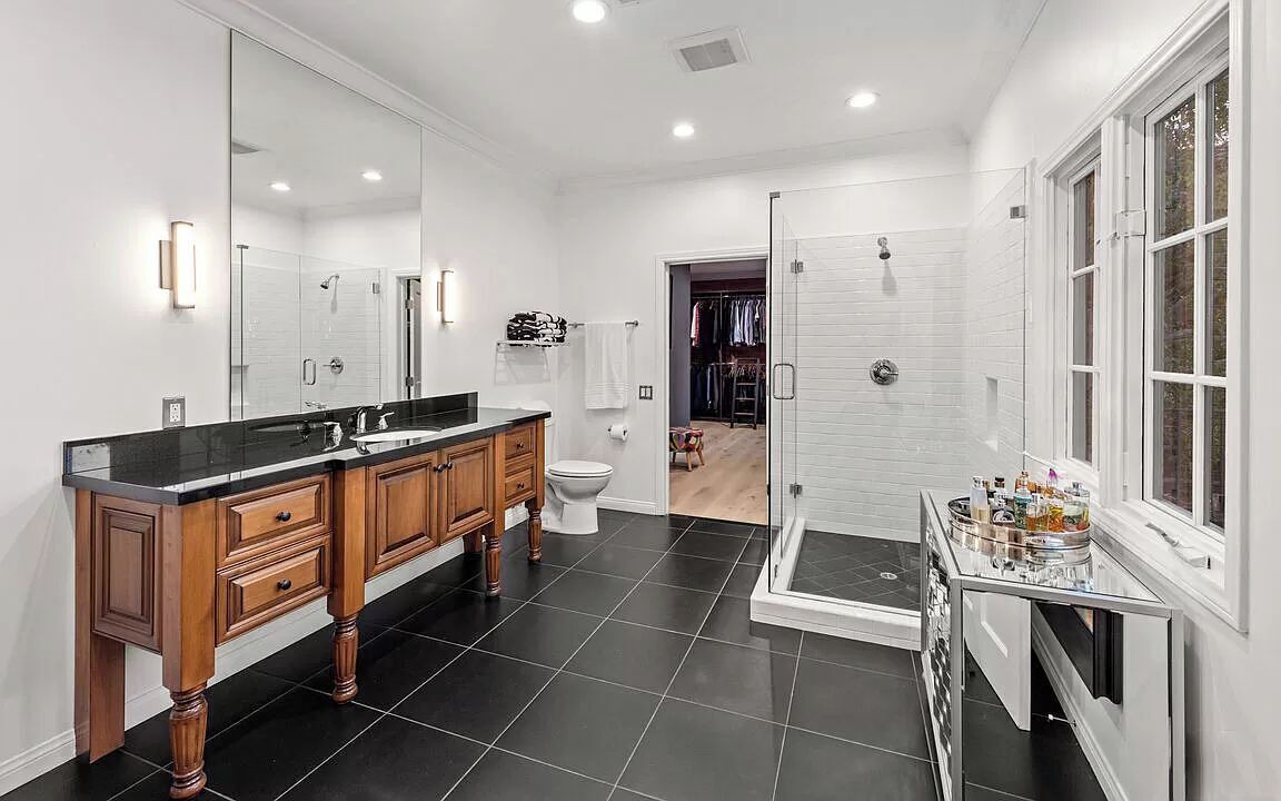Photo of Bathroom in Holmby Hills