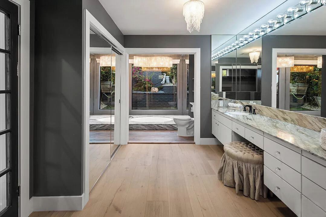 Photo of Bathroom in Holmby Hills