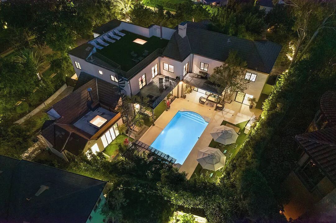 Photo of Outdoor in Holmby Hills