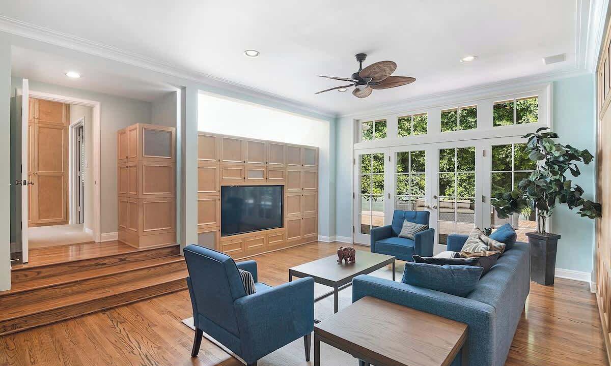 Photo of Livingroom in Holmby Hills