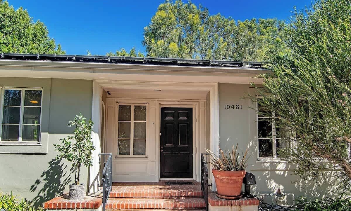 Photo of Outdoor in Holmby Hills