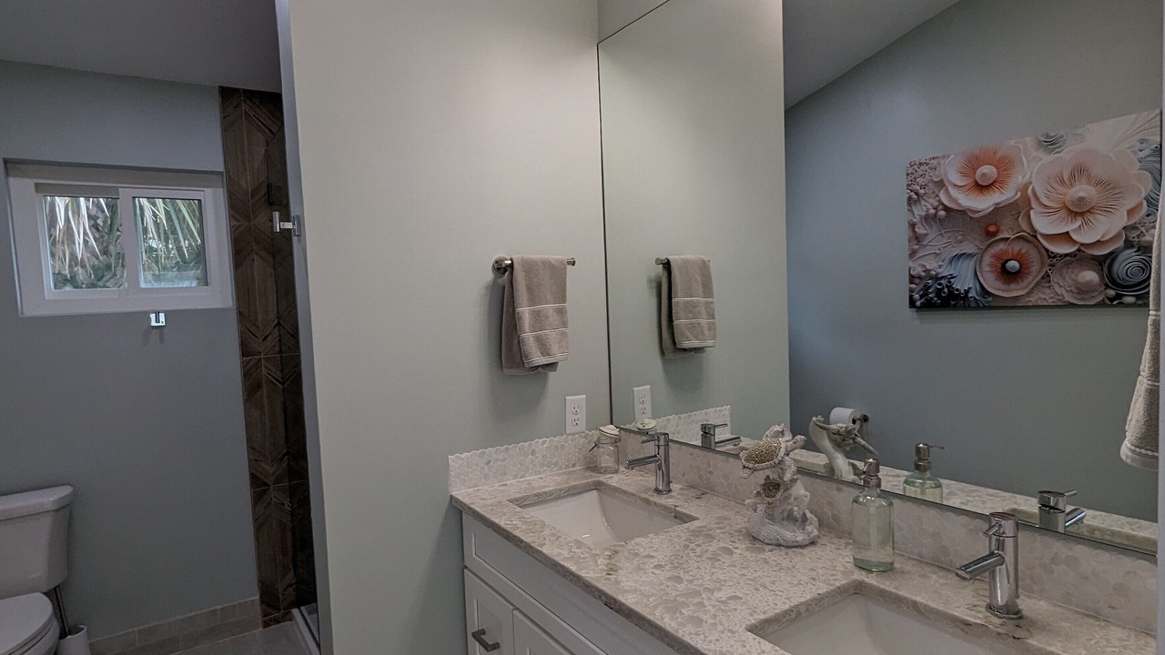Photo of Bathroom in Ono Island