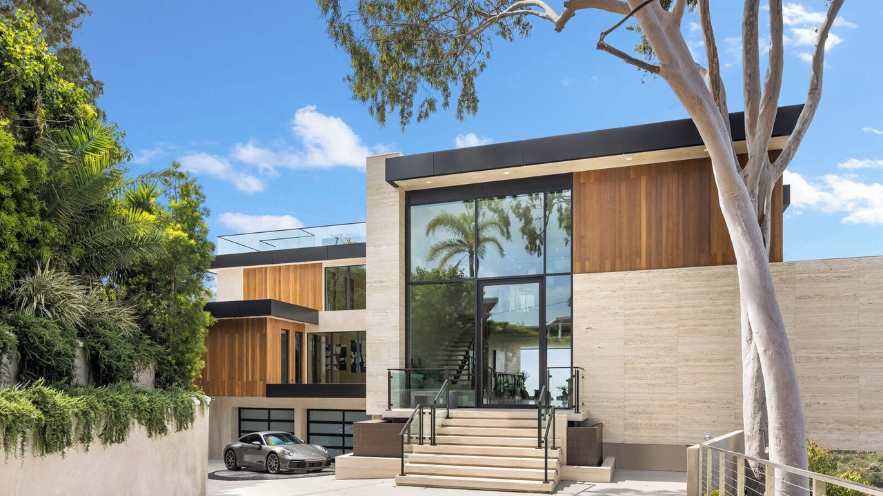 Photo of Outdoor in Beverly Hills