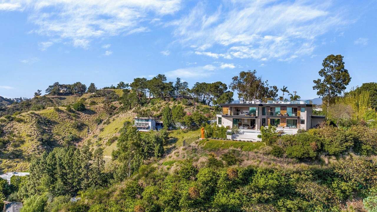 Photo of Outdoor in Beverly Hills