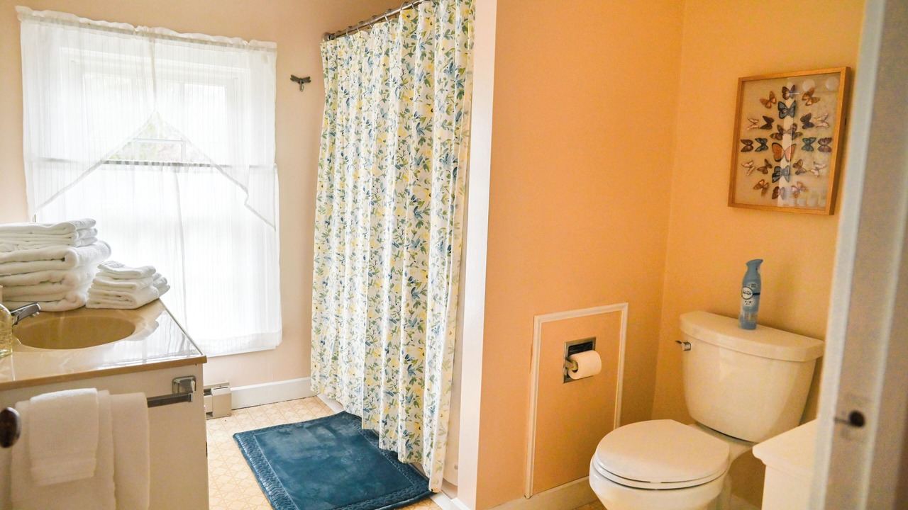 Photo of Bathroom in Naples