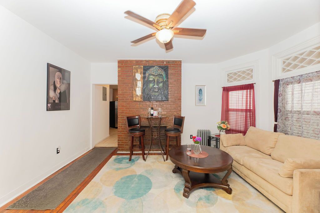 Photo of Livingroom in Jersey City