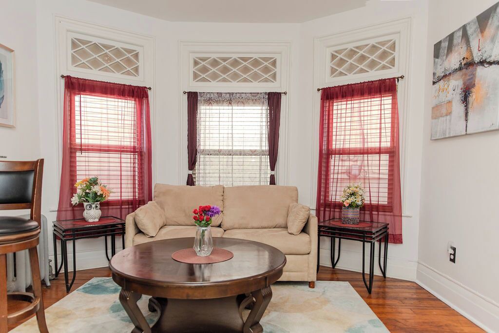 Photo of Livingroom in Jersey City