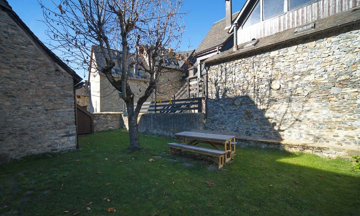 Photo of Outdoor in Gessa