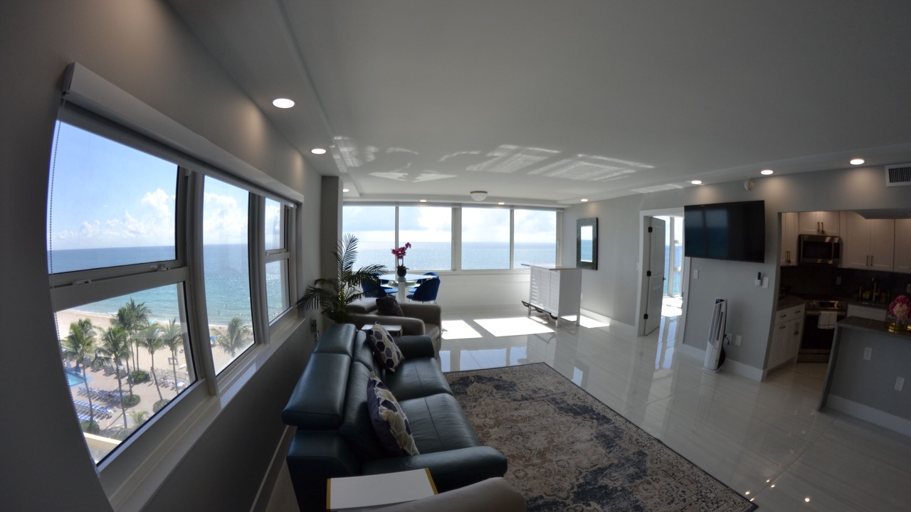 Photo of Livingroom in Galt Mile