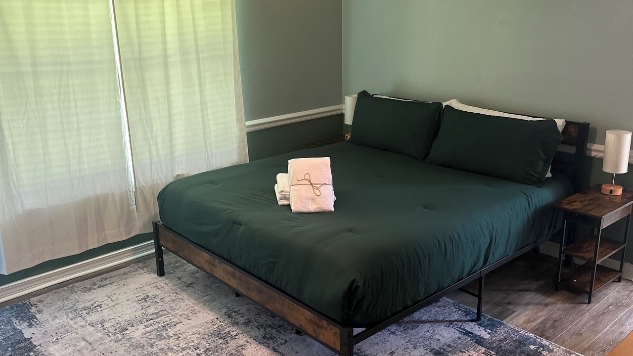 Photo of Bedroom in Crestview