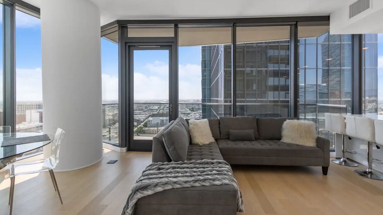 Photo of Livingroom in Downey